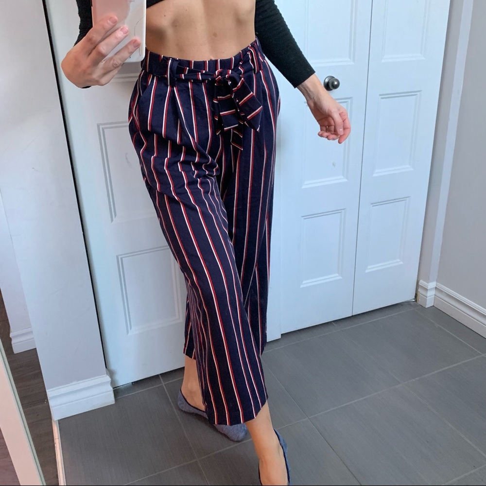 2 for 20$ Cropped Small trousers NWT